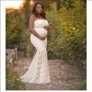 White lace maternity dress